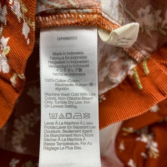 Madewell Corduroy Shirred-Sleeve Button-Front Top in Farmstand Bouquet - Picture 8 of 9